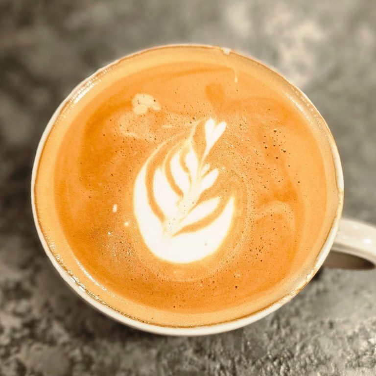 Sorgfältig zubereiteter Kaffee bei Delikost